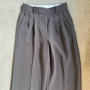 Aritzia Gray Women's Trousers